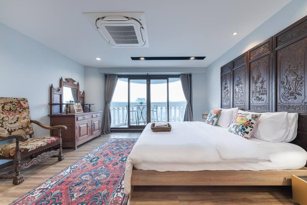 Central Bangkok, 5 Stars River View & Characteristic Decor Exteriör bild