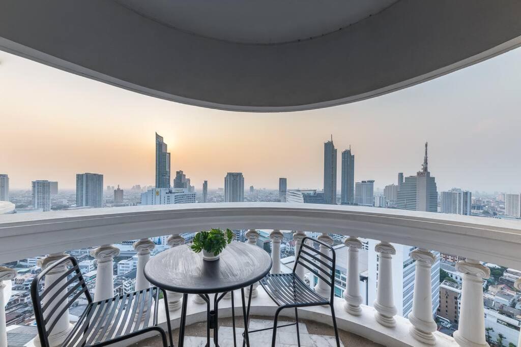 Central Bangkok, 5 Stars River View & Characteristic Decor Exteriör bild