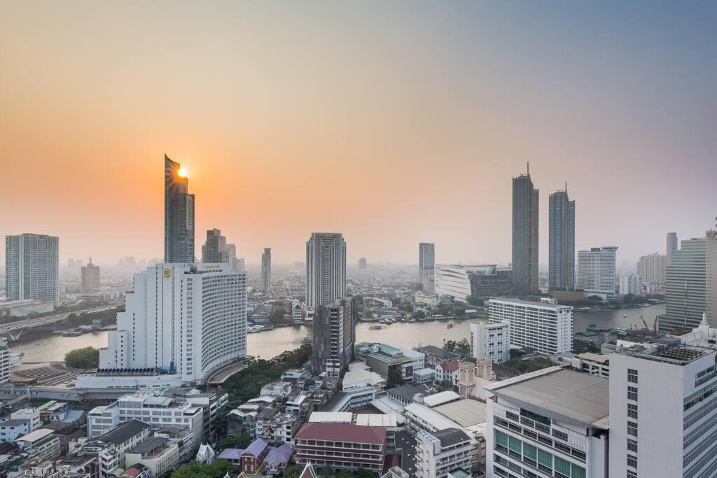 Central Bangkok, 5 Stars River View & Characteristic Decor Exteriör bild